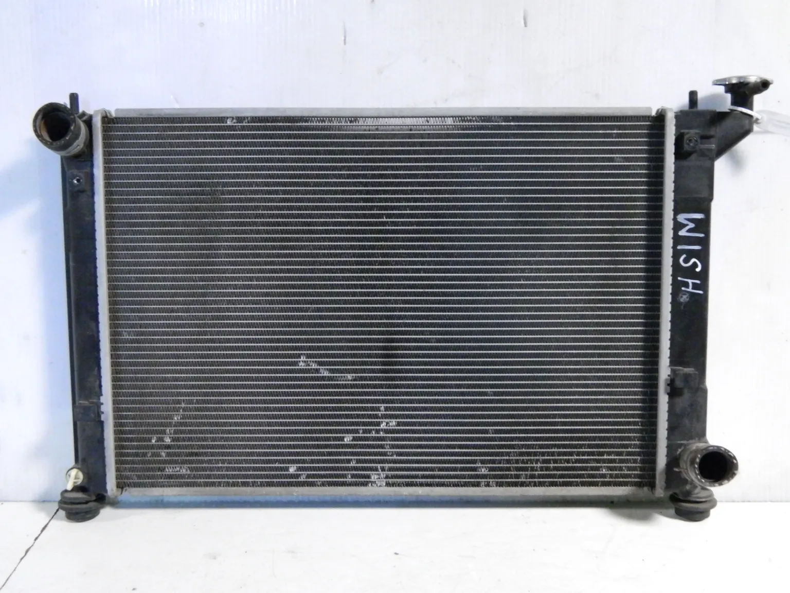 Радиатор ДВС TOYOTA WISH ZNE10 (Контрактный) 69586101