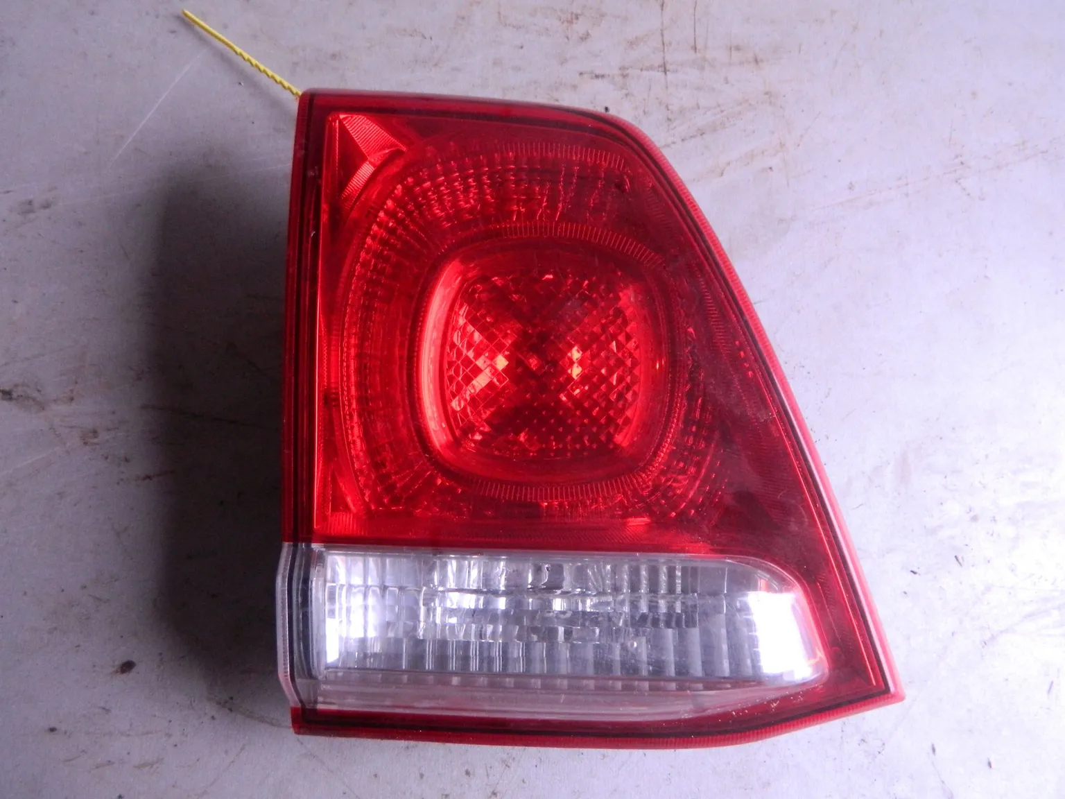 Фонарь TOYOTA LAND CRUISER GRJ200 Зад Прав 60136 (Контрактный) 94584391