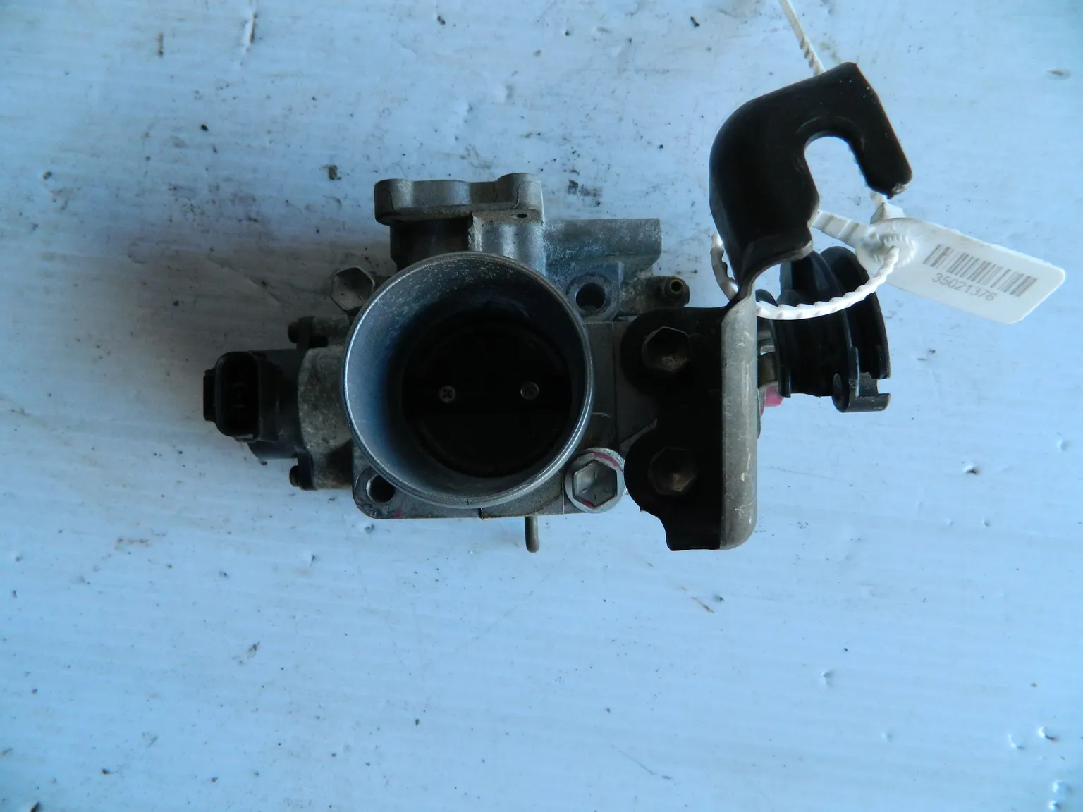 Дроссельная заслонка TOYOTA CARINA AT210 4AFE (Контрактный) 35021376 2221016870