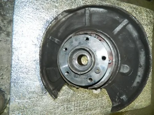 Ступица BMW 530i E61 Зад Лев 15270212 (Контрактный)