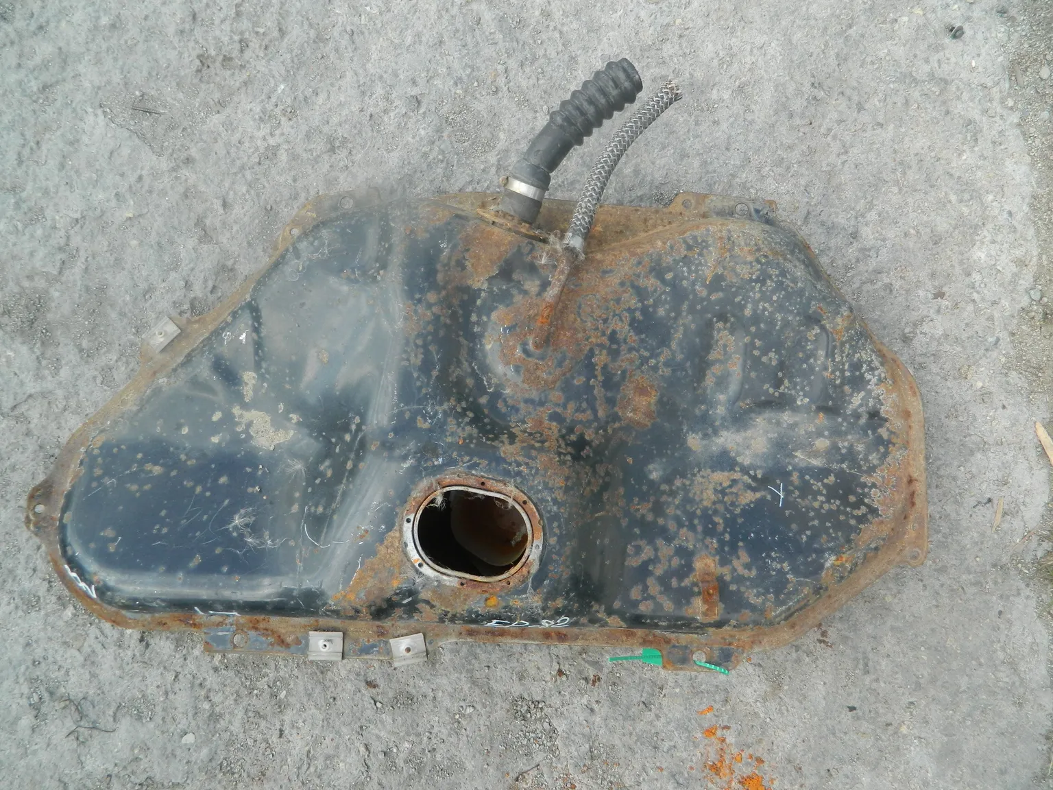 Бак топливный TOYOTA STARLET EP82 (Контрактный) 81531941