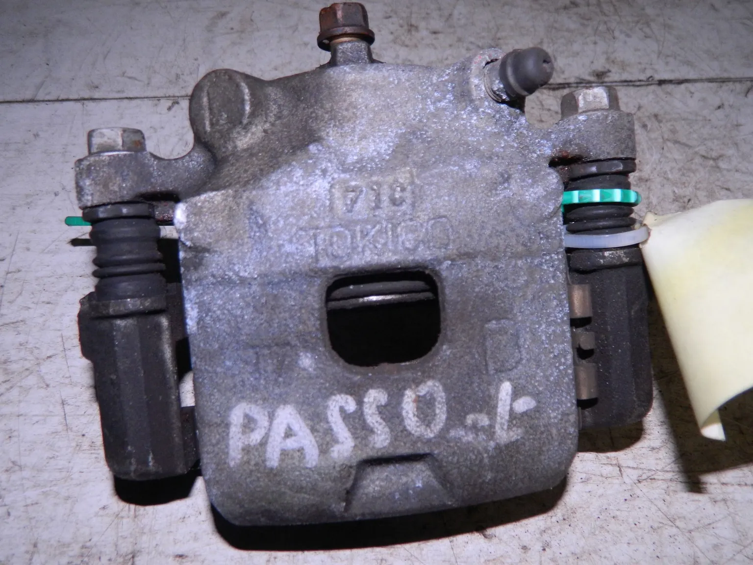 Суппорт TOYOTA PASSO KGC10 Перед Лев (Кoнтрактный) 81540144