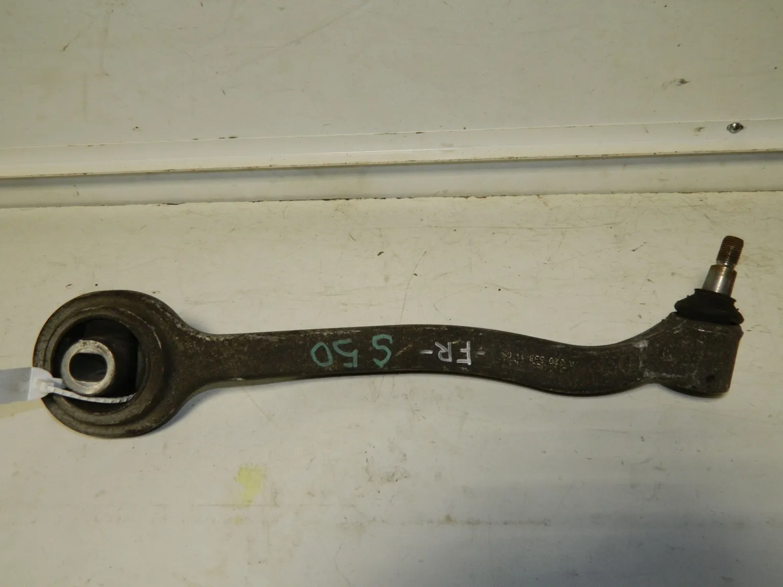 Рычаг подвески MERCEDES-BENZ S-CLASS W220 Перед Прав Низ (Контрактный) 45984542