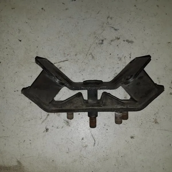 Подушка КПП SUBARU LEGACY BHE (Контрактный) 41022AE120