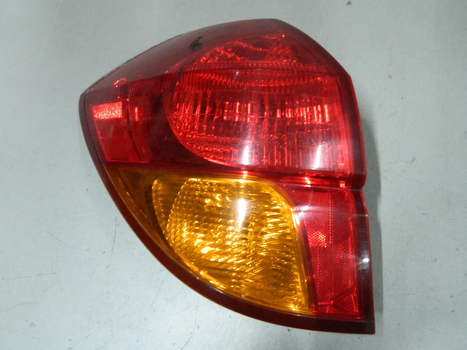 Фонарь SUBARU OUTBACK BP Зад Лев (Контрактный) 68000211