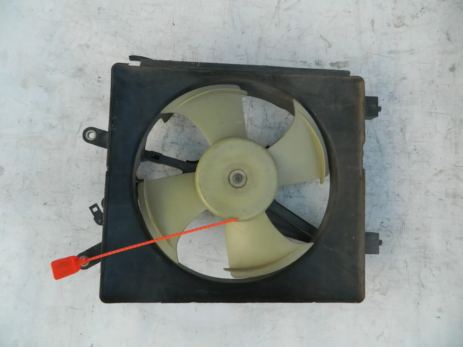 Диффузор радиатора HONDA CIVIC EU2 (Контрактный) 72355123