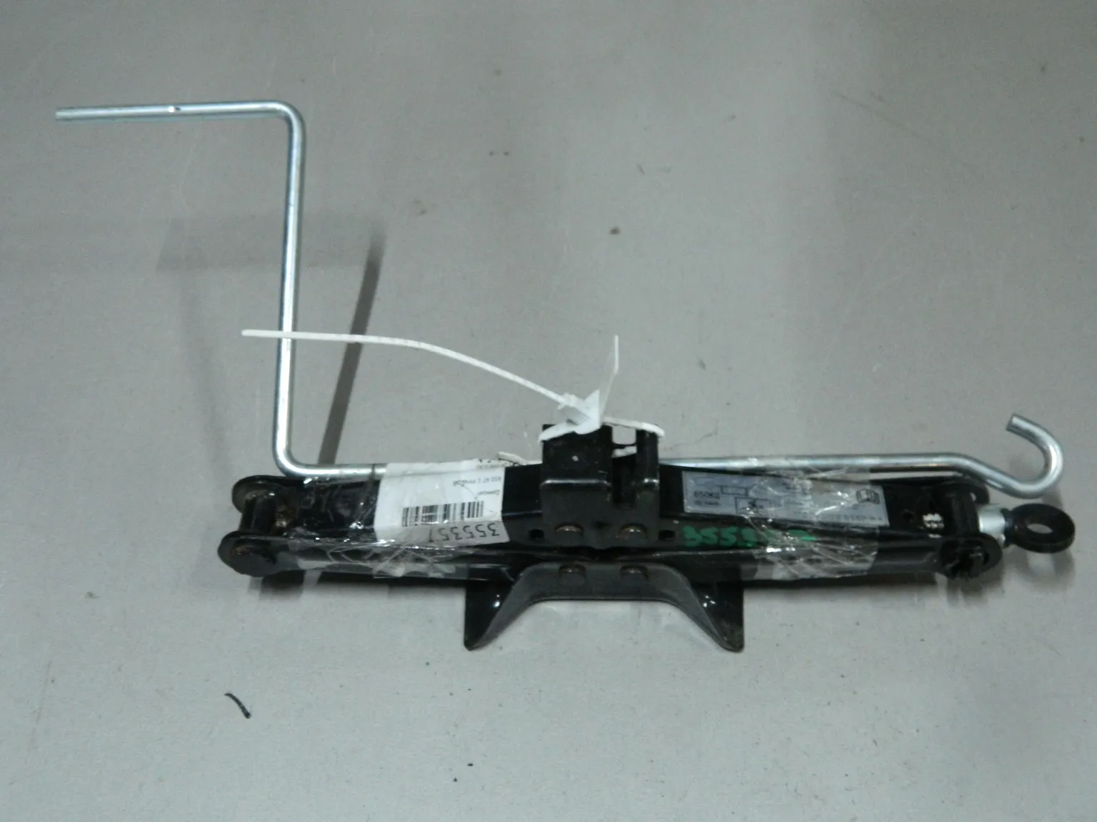 Домкрат 650kg (Контрактный) 68000220