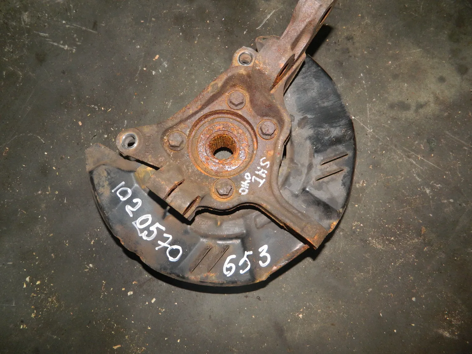 Ступица SUBARU FORESTER SHJ Перед Лев (Контрактный) 1020570653