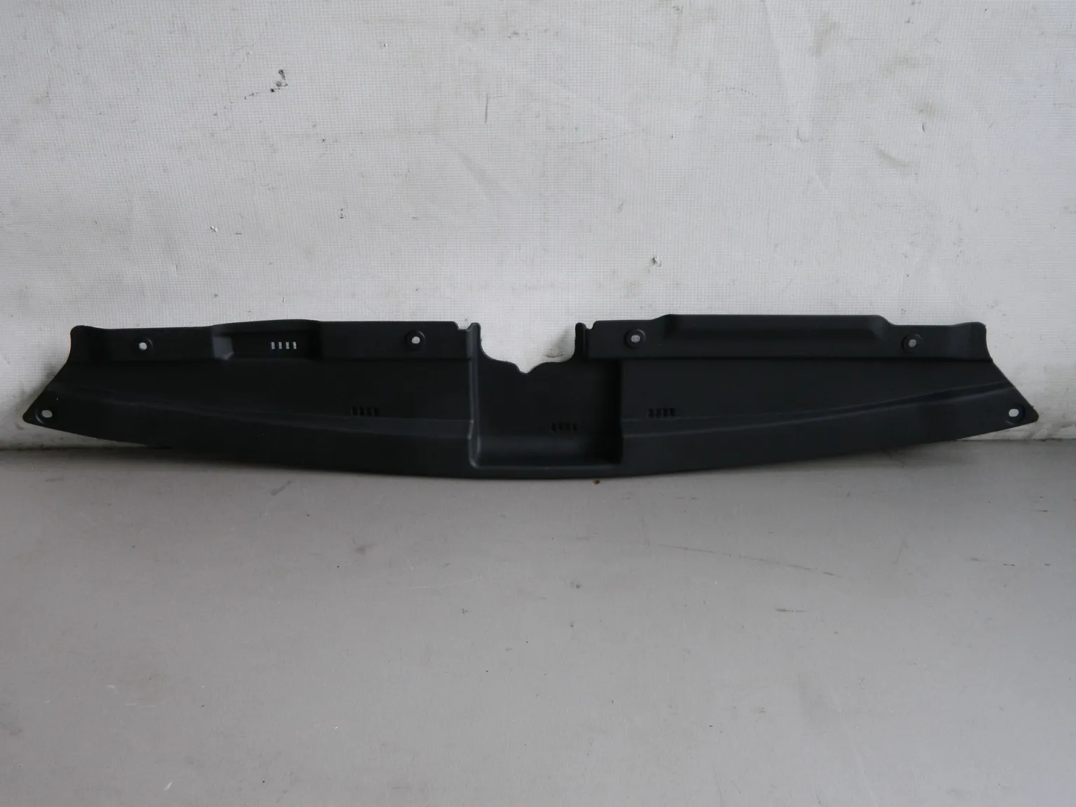 Накладка замка капота JORDEN JH03CED12040 KIA CEED 12- 86570A2000