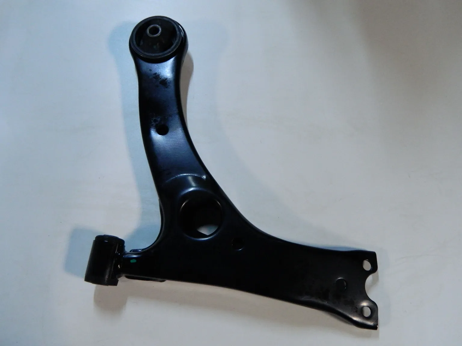 Рычаг GENERAL PARTS 4806912290 NZE121, ZZE122 Лев