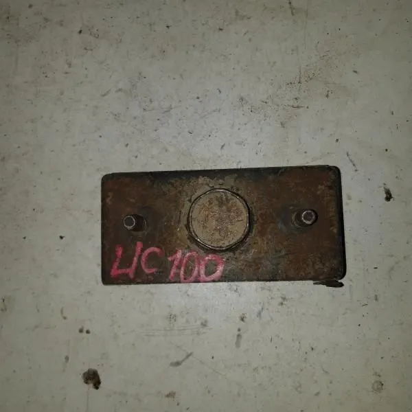 Подушка двигателя TOYOTA LAND CRUISER 100 2UZFE (Контрактный) 1237150180