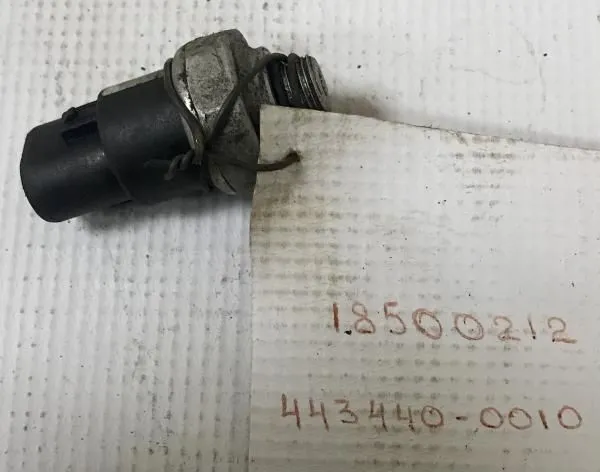 Датчик давления кондиционера TOYOTA SPRINTER CARIB AE114G (Контрактный) 4434400010