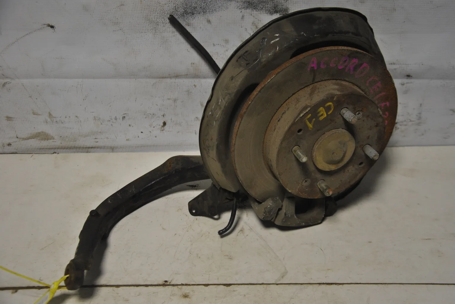 Ступица HONDA ACCORD CE1 Зад Лев (Контрактный) 40940528