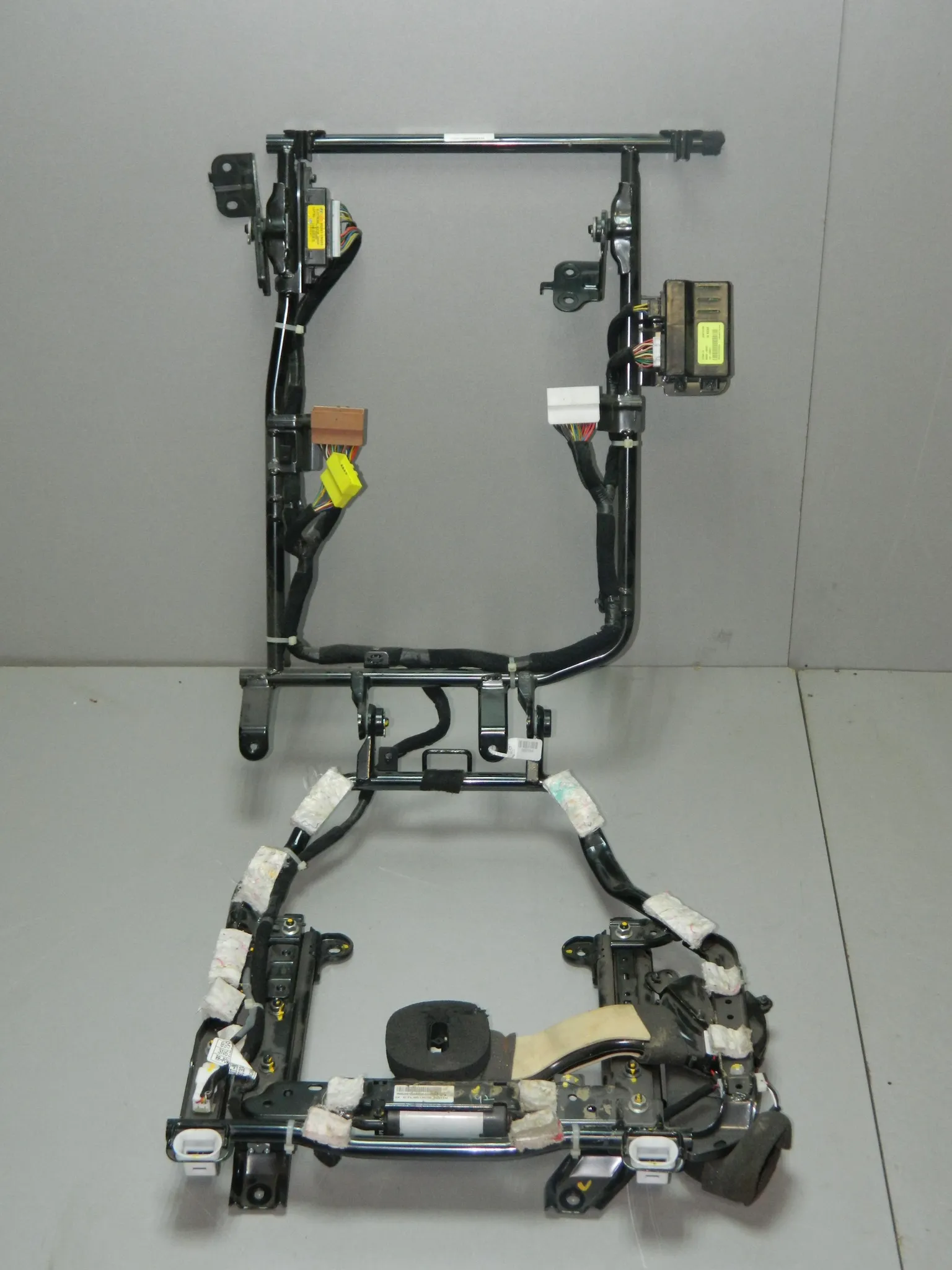 Каркас сиденья HYUNDAI EQUUS VI G6DA 2013-2015 Задн Лев (Б/У) 35021064