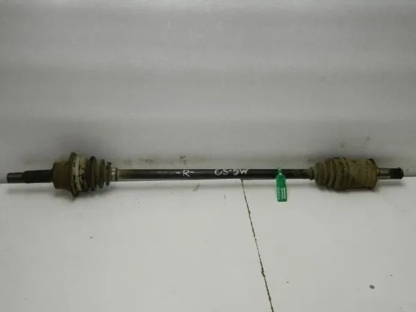 Привод MITSUBISHI LANCER CEDIA CS5W 4G93 Зад Прав (Контрактный) D9996252