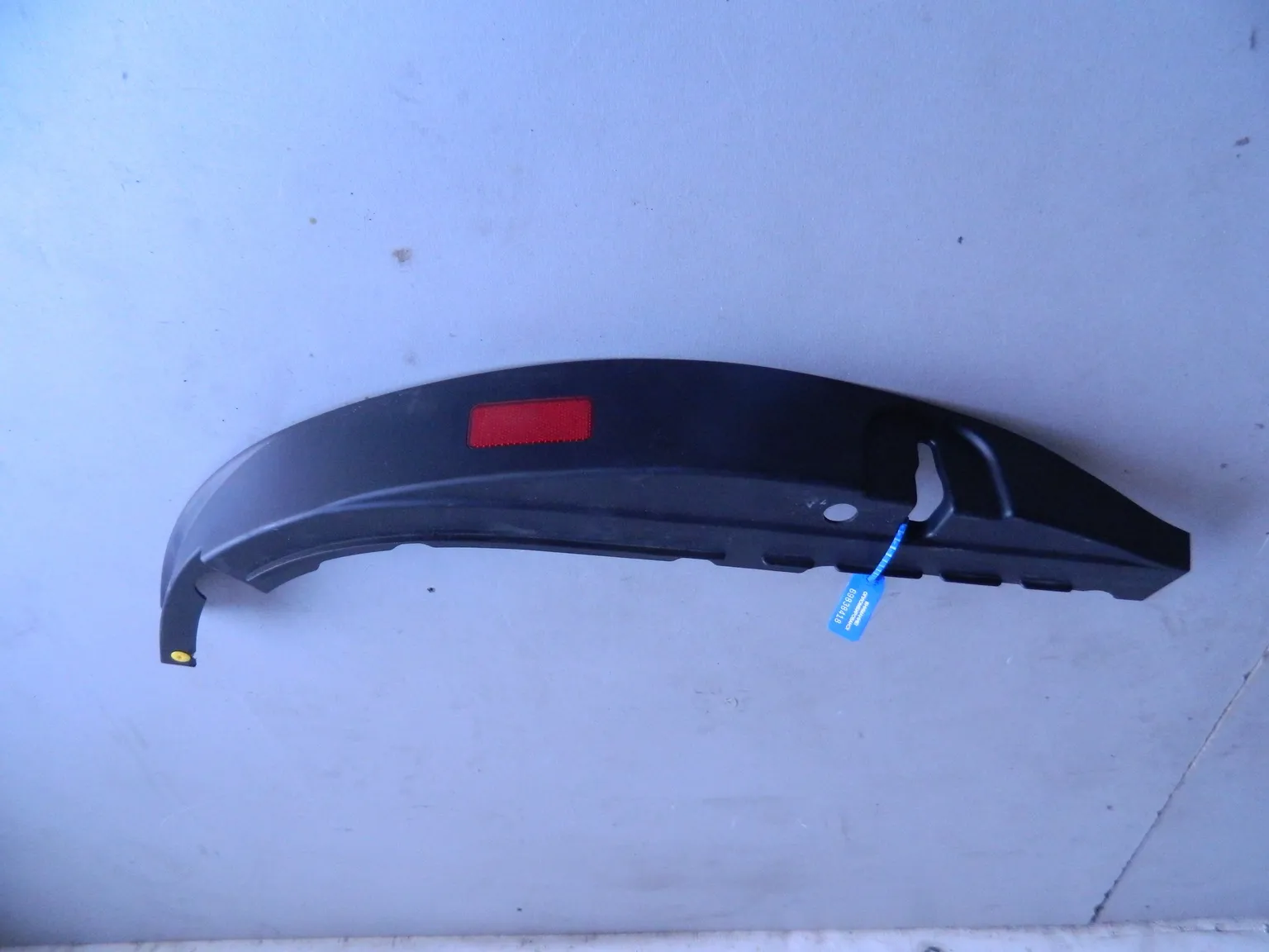 Накладка замка двери HYUNDAI EQUUS VI G6DA 2013-2015 Перед Лев (Б/У) 69838418