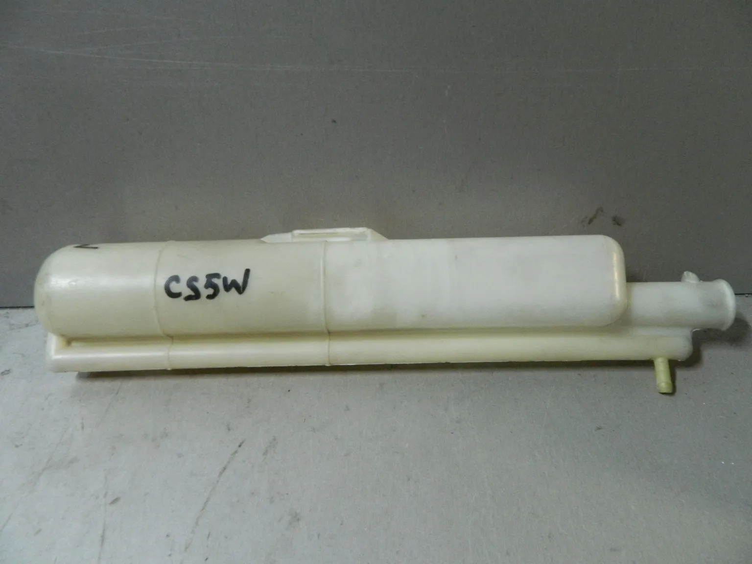 Бачок расширительный MITSUBISHI LANCER CEDIA CS5W (Контрактный) 79591851