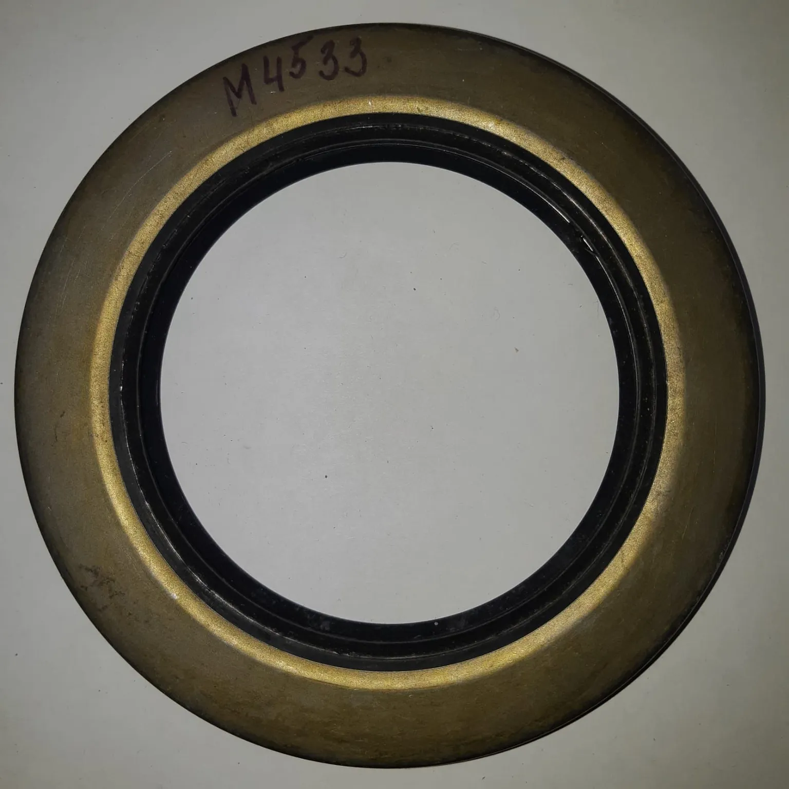 Сальник MUSASHI M4533 MAZDA Titan 90x135x15