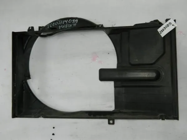 Диффузор радиатора TOYOTA  MARK II JZX110 (Контрактный)