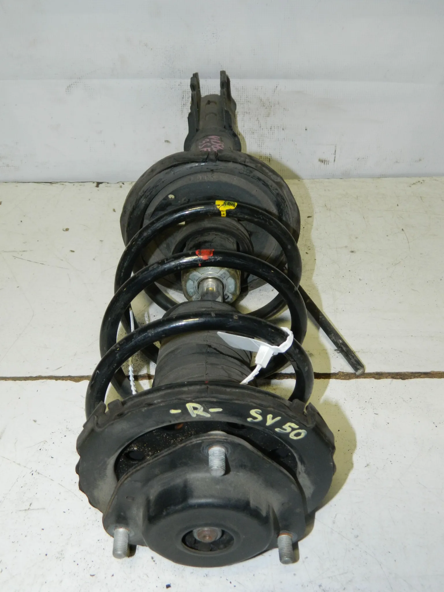 Стойка подвески TOYOTA VISTA SV50 Перед Прав (Контрактный) 45989085 4851080171