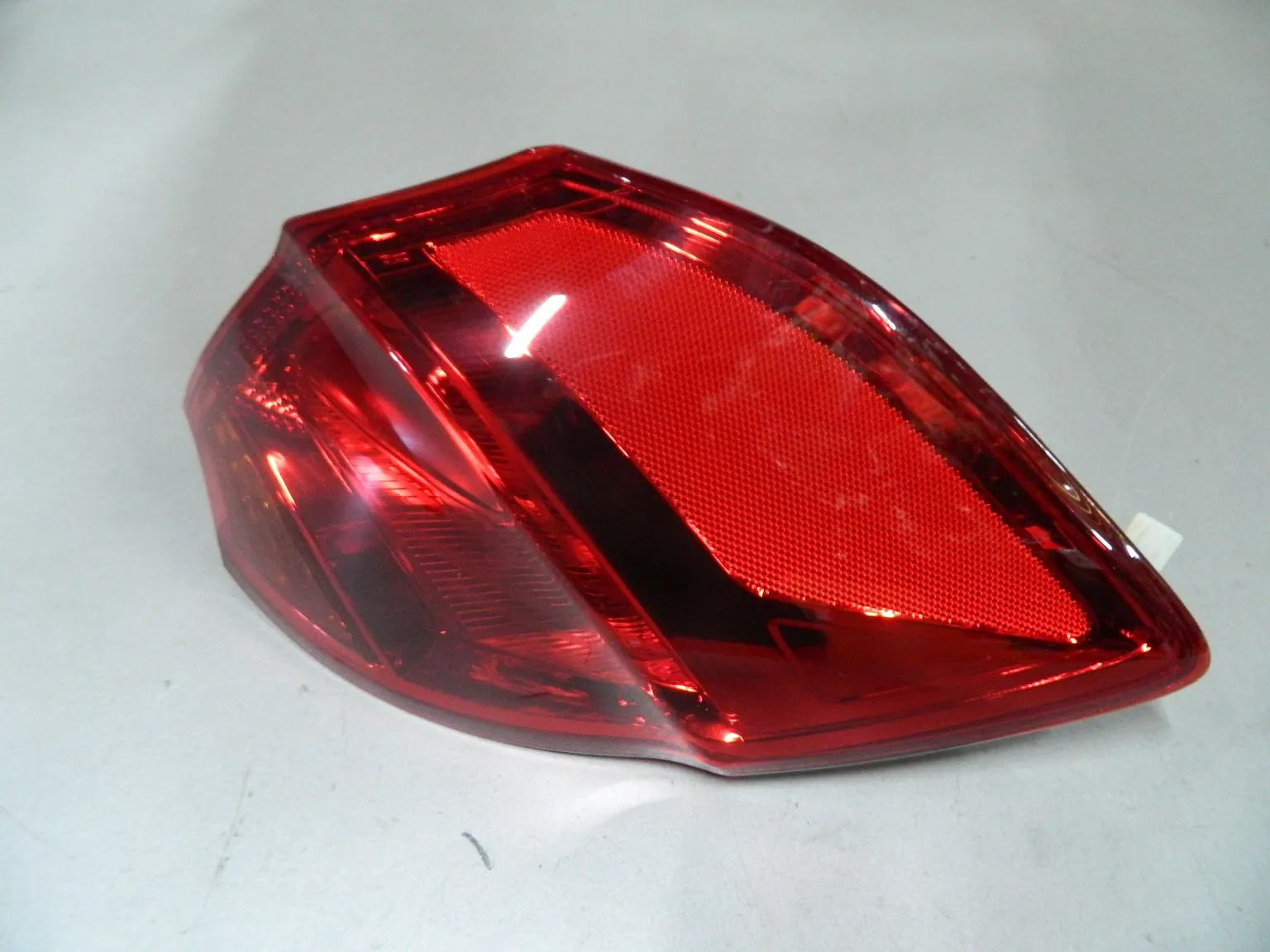 Фонарь JORDEN JH03CED12005AR KIA CEED 12- Х/Б (наружный) RH 92402A2000