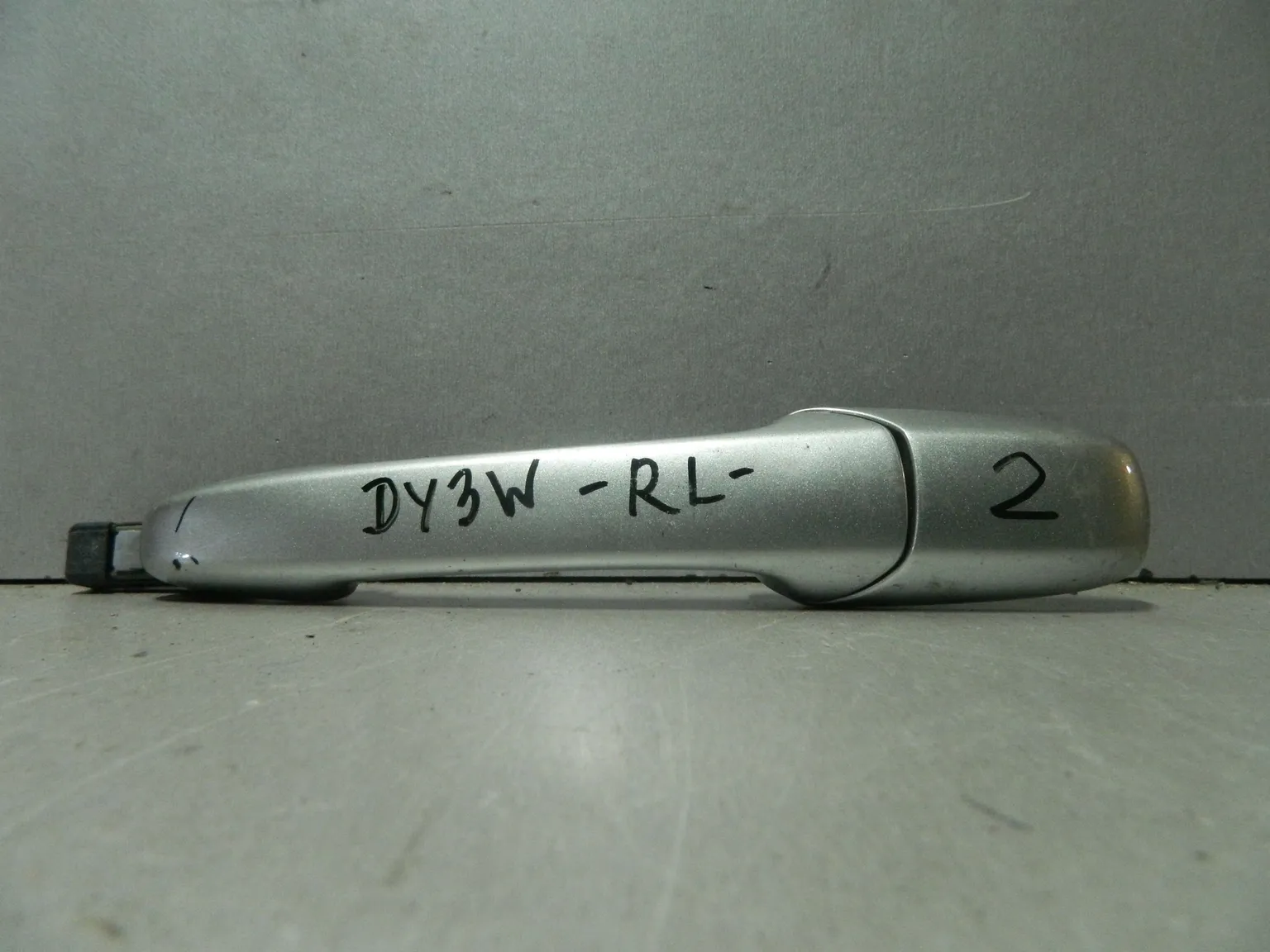 Ручка двери наружная MAZDA DEMIO DY3W Зад Лев (Контрактный) 81539968