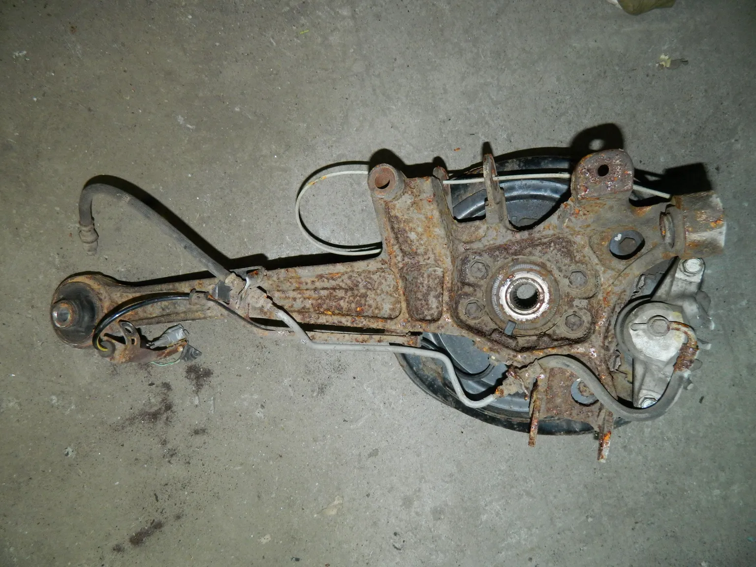 Ступица SUBARU LEGACY BH5 Зад Лев (Контрактный) 79586800