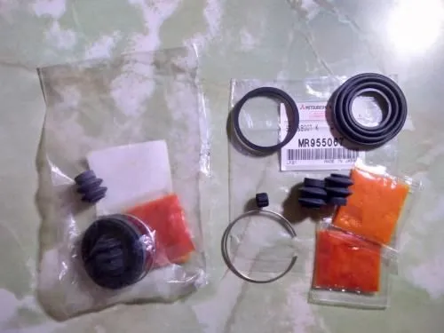 Ремкомплект суппорта MITSUBISHI MR955067