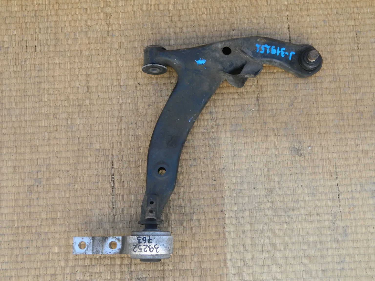 Рычаг подвески NISSAN TEANA J31 Перед Прав (Контрактный) 39252763