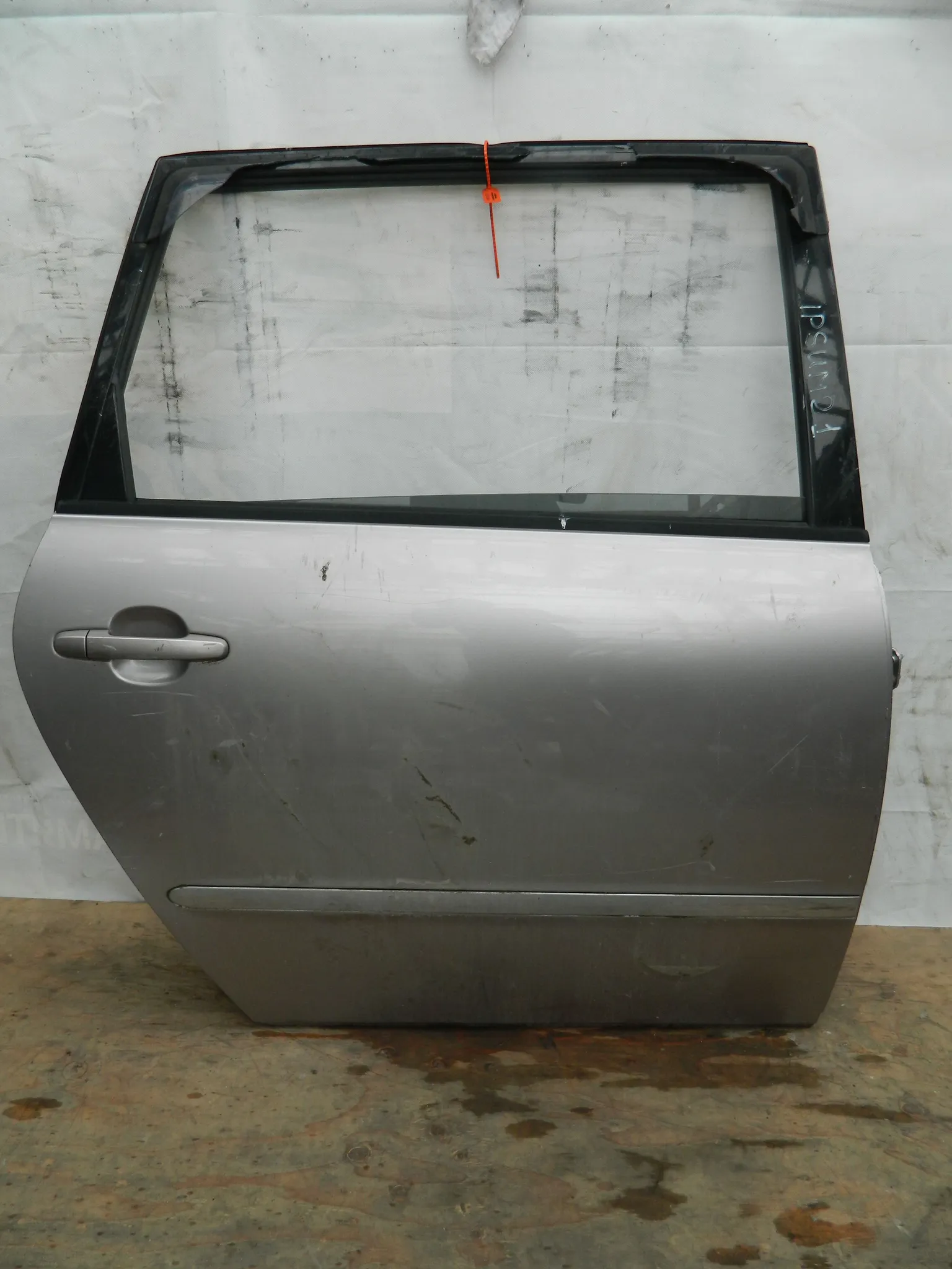 Дверь TOYOTA IPSUM ACM21 Зад Прав (Контрактный) 72355583