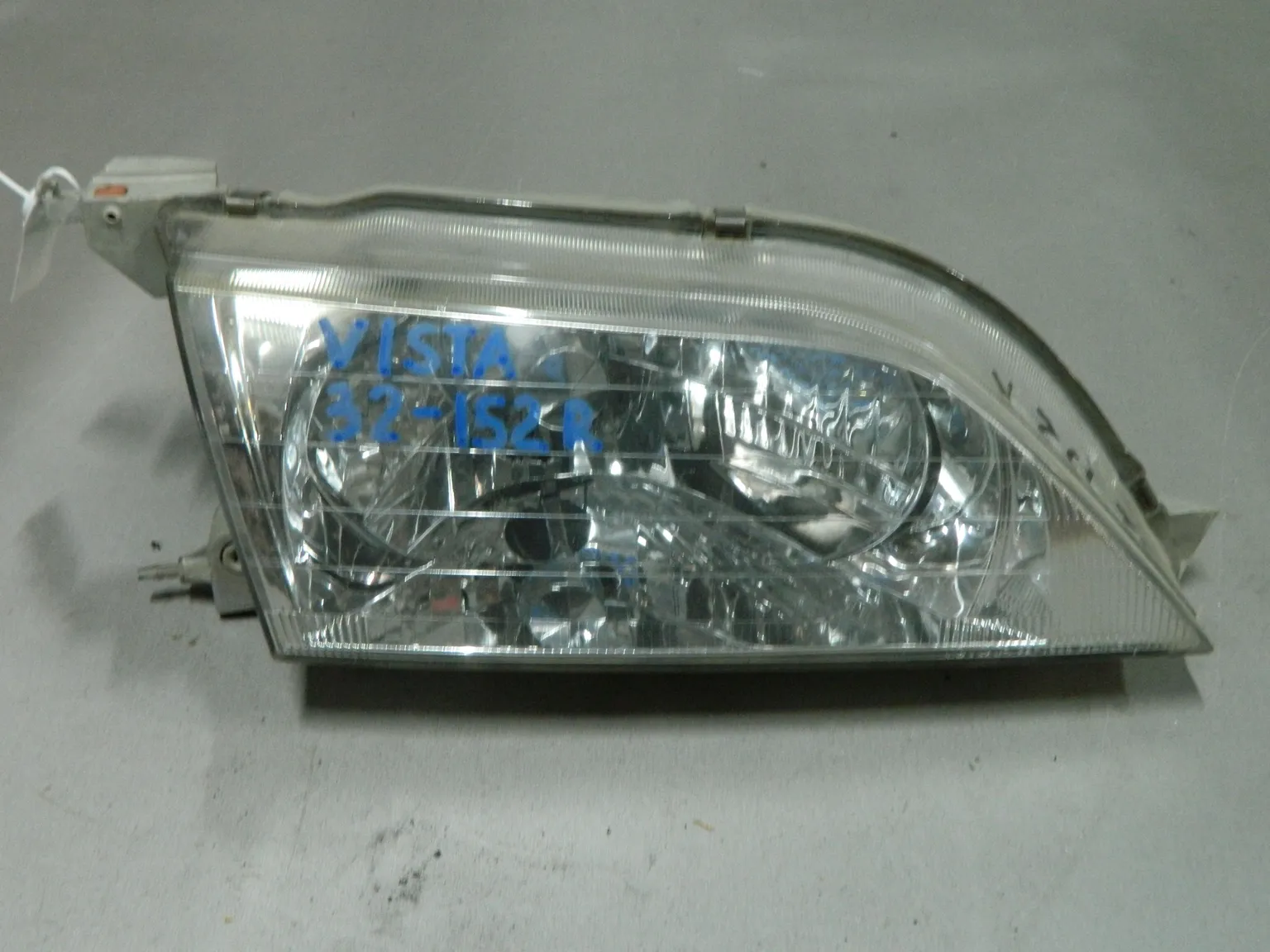 Фара TOYOTA CAMRY SV40 Перед Прав 32152 (Контрактный) 03344528