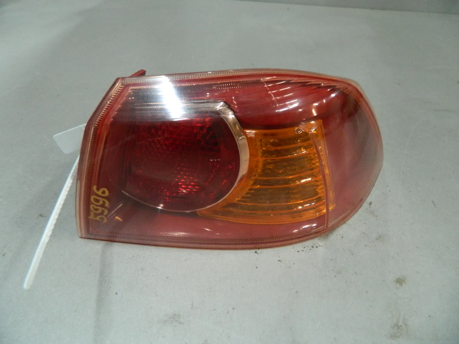 Фонарь MITSUBISHI LANCER X CY4A Зад Прав 5996 (Контрактный) 68001000