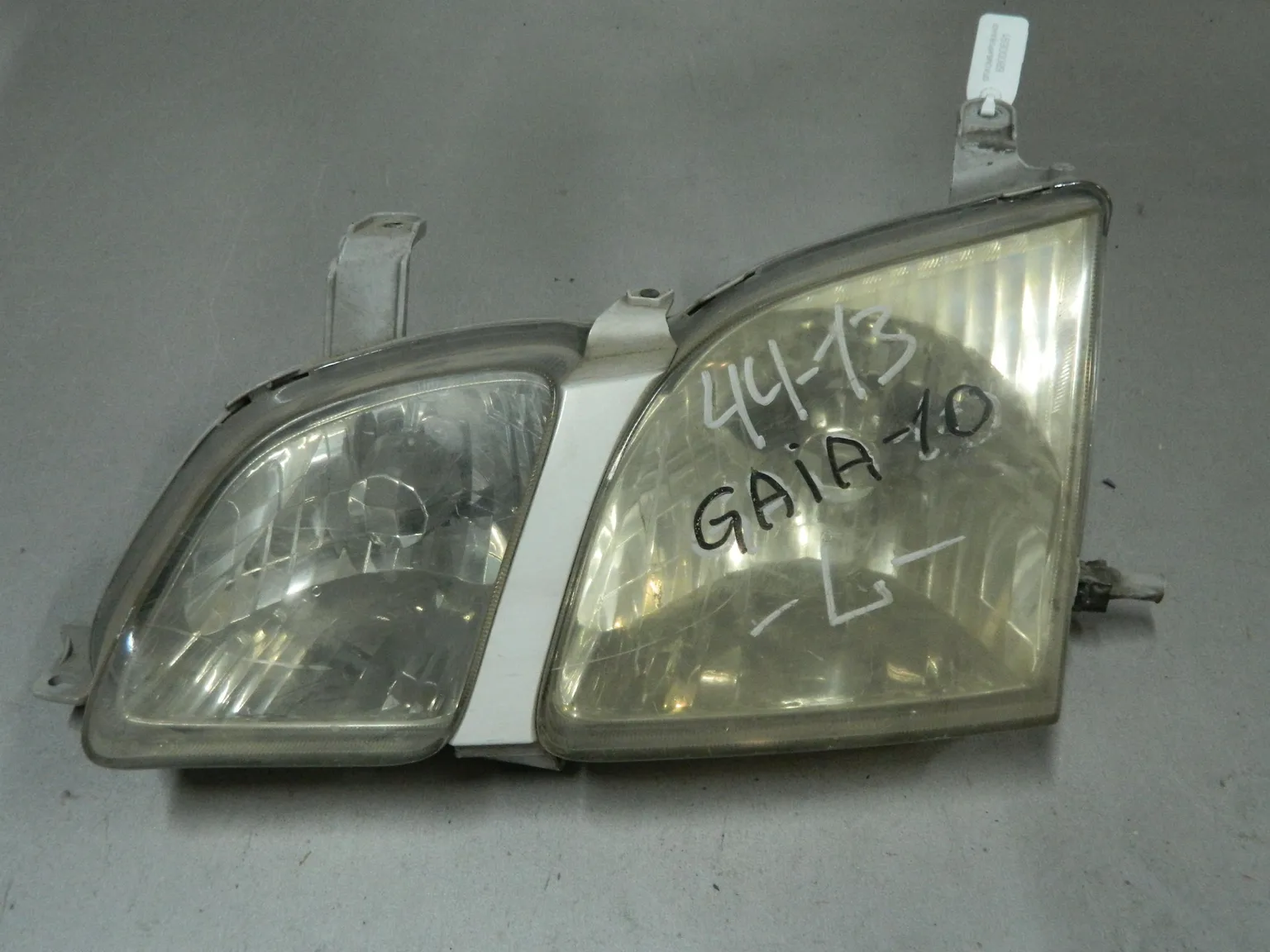 Фара TOYOTA GAIA SXM10 Перед Лев 4413 (Контрактный) 68000691