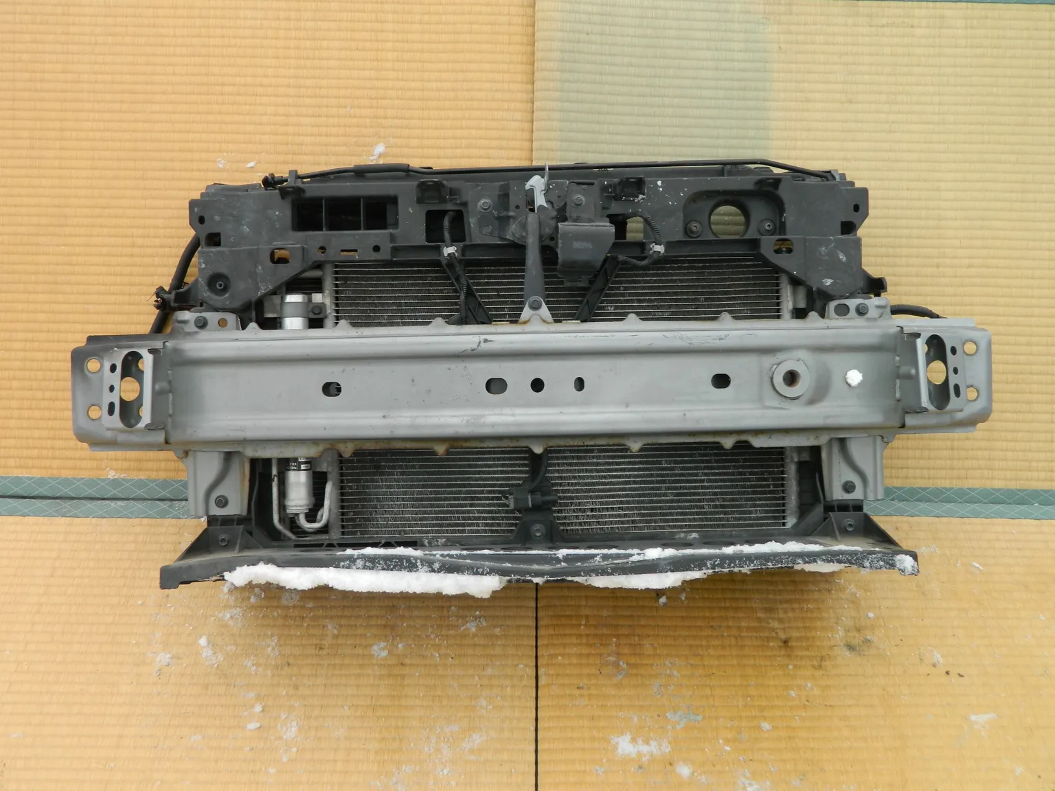 Рамка радиатора MAZDA AXELA BLEFP (Контрактный) 25293252