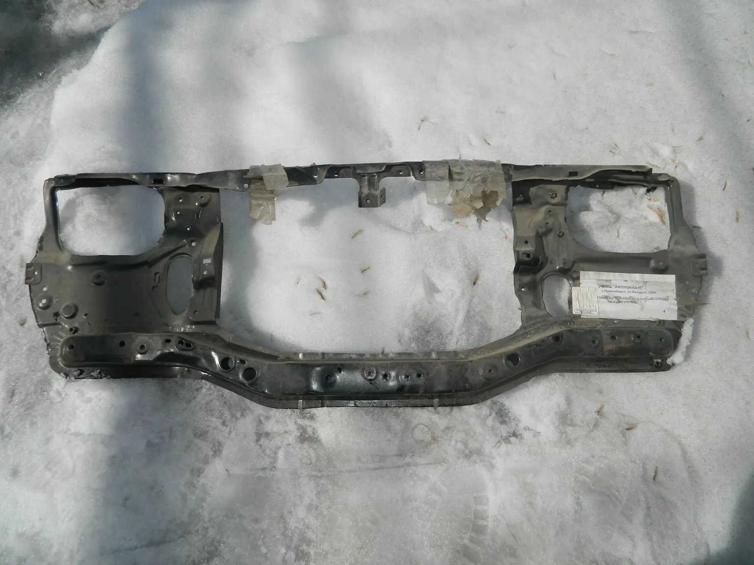 Рамка радиатора GENERAL PARTS MR485793 MITSUBISHI Pajero