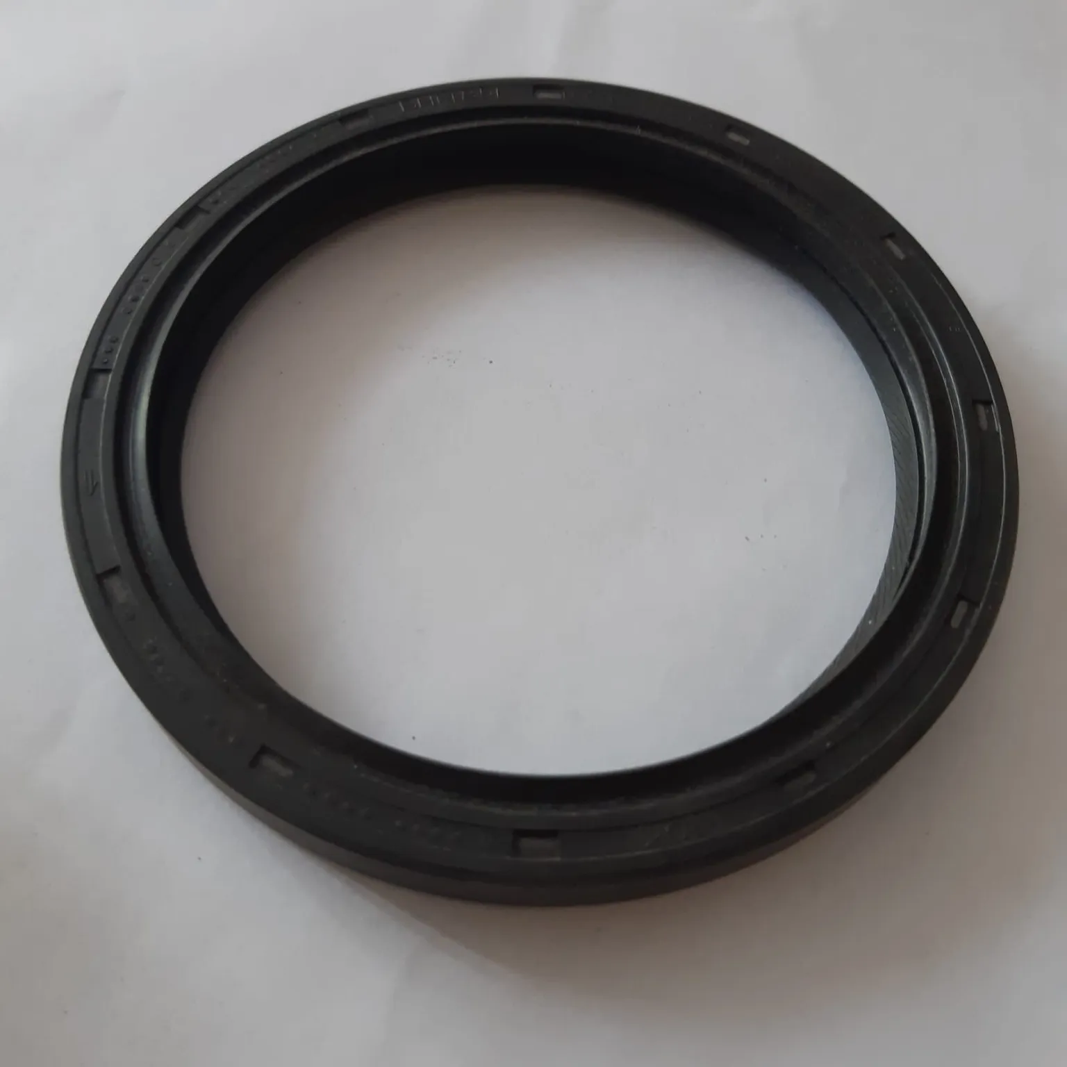 Сальник NOK BH1485E0 NISSAN Bluebird 84x104x11 12279D0100