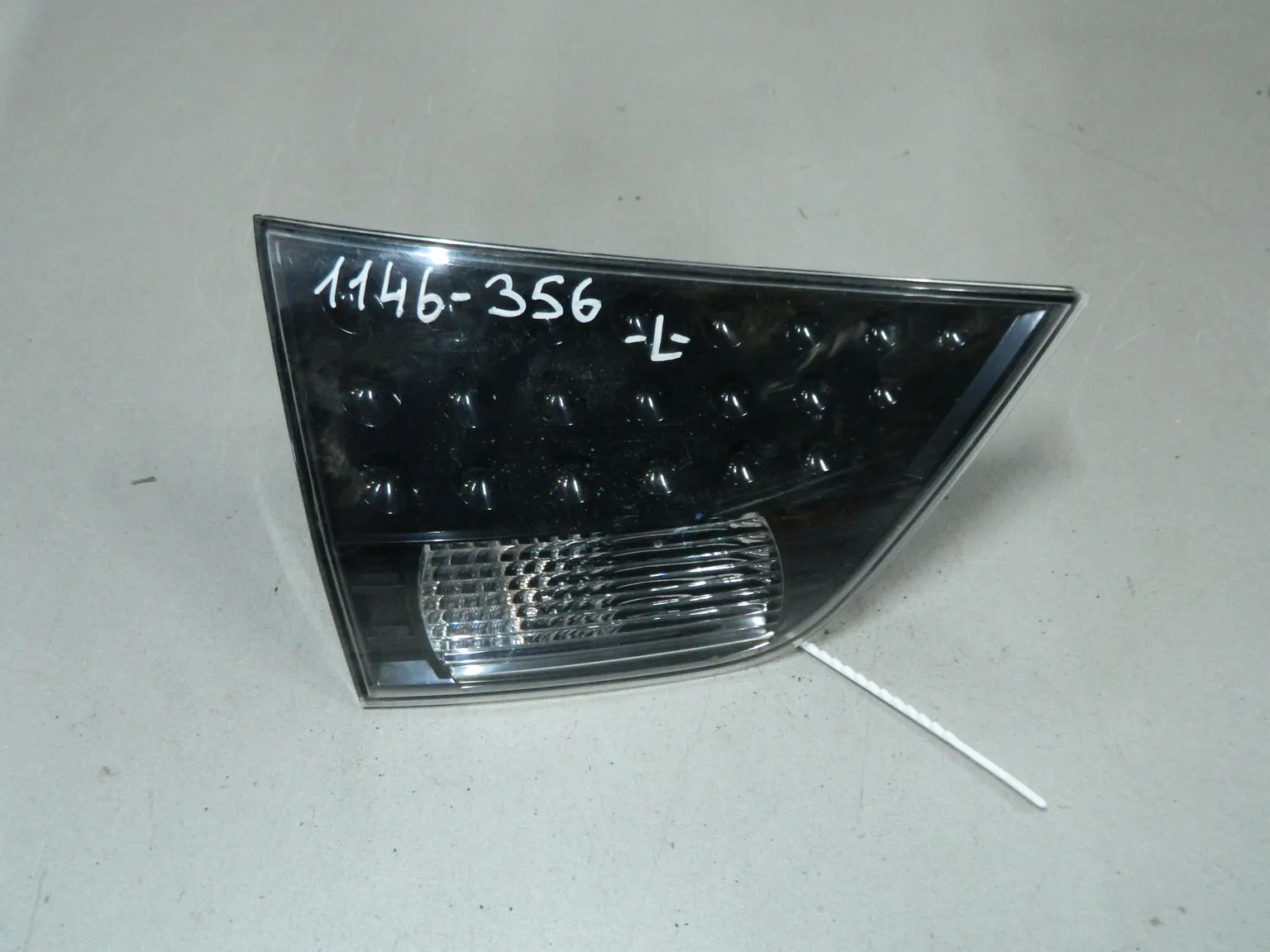 Фонарь MITSUBISHI OUTLANDER CW5W Зад Лев (Контрактный) 68000309