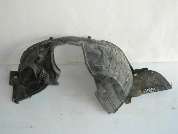 Подкрылок NISSAN BLUEBIRD KG11 Перед Лев (Контрактный)