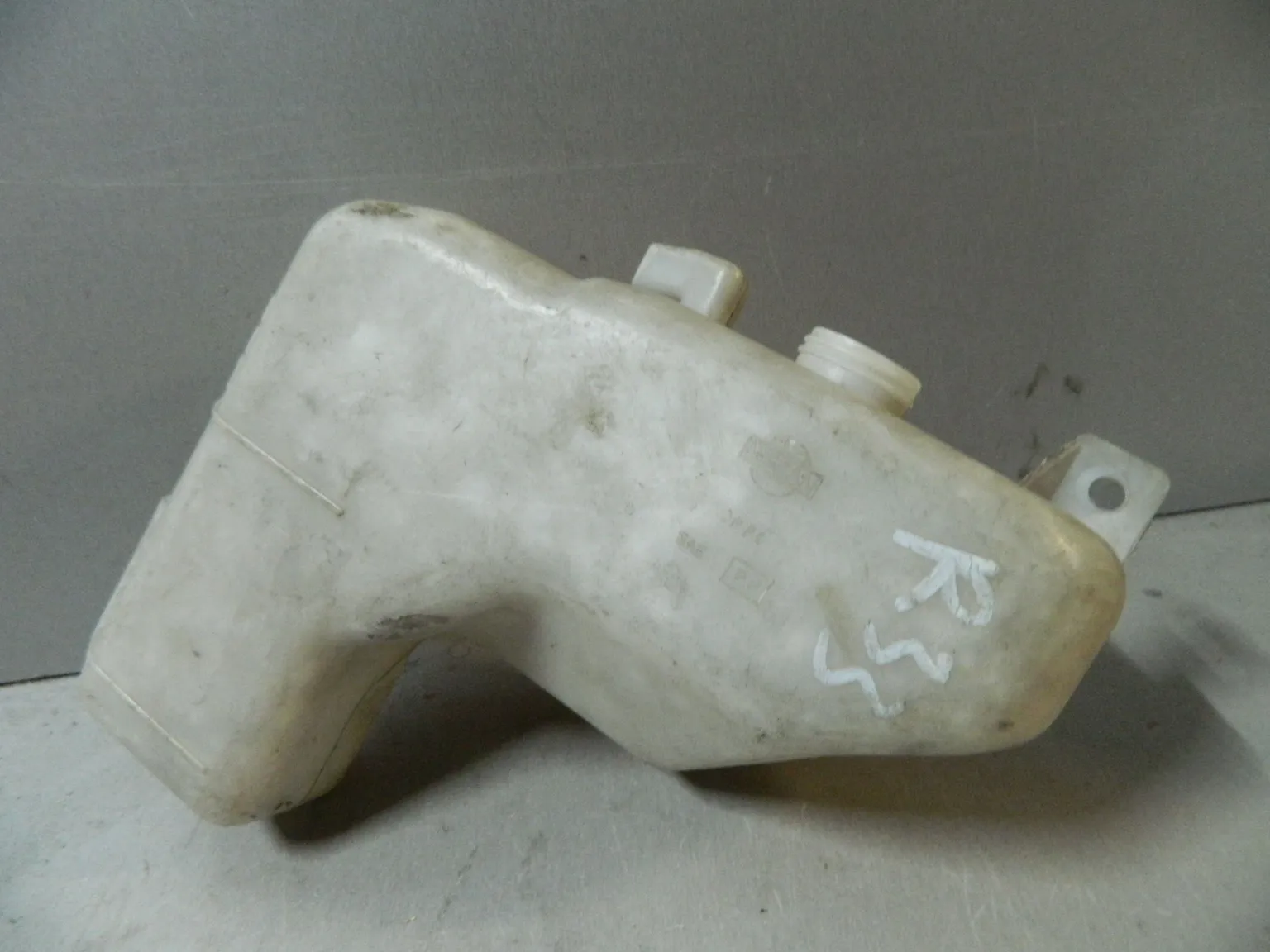 Бачок расширительный NISSAN SKYLINE R33 (Контрактный) 79591987