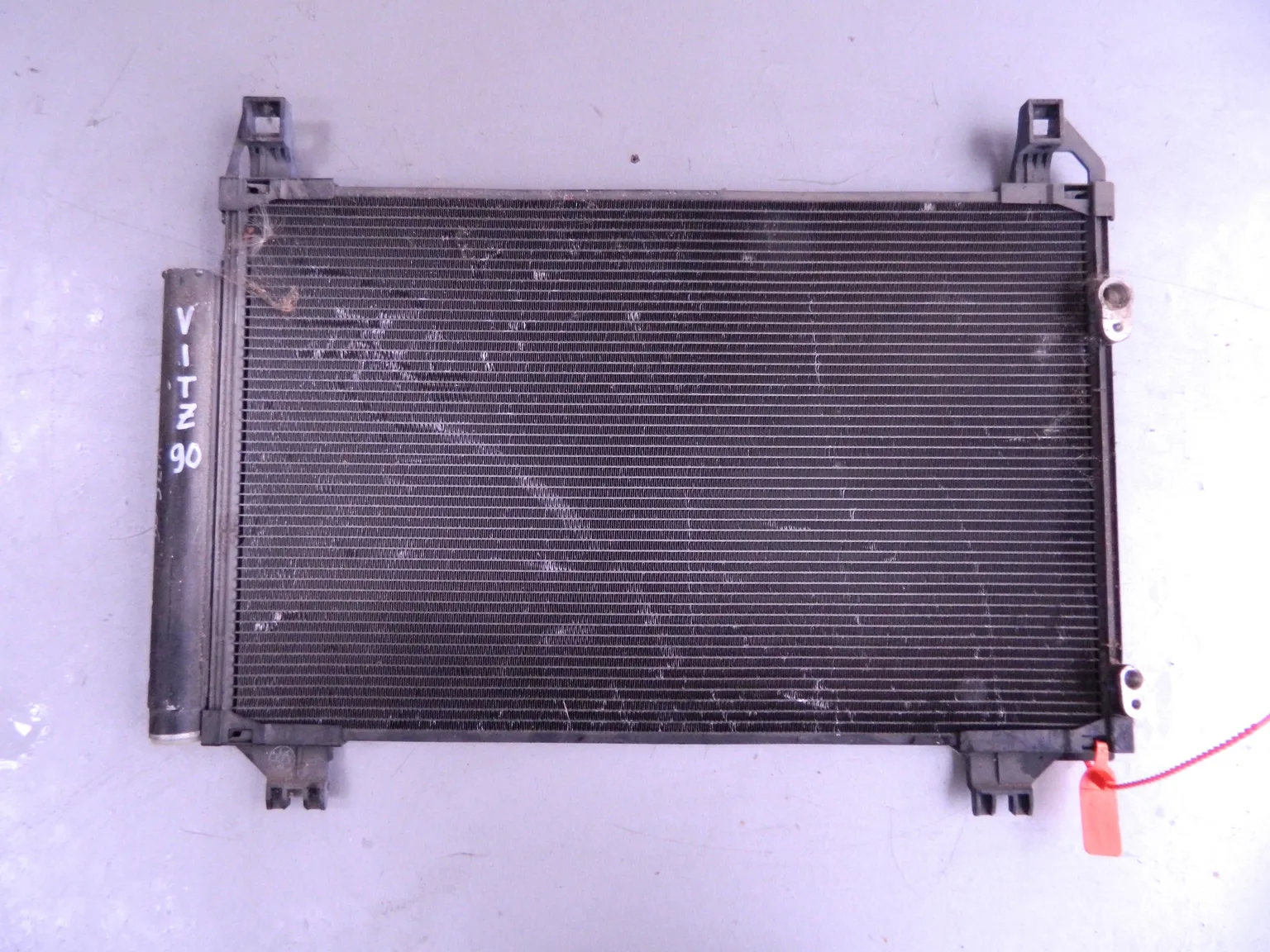 Радиатор кондиционера TOYOTA VITZ KSP90 (Контрактный) 72367631