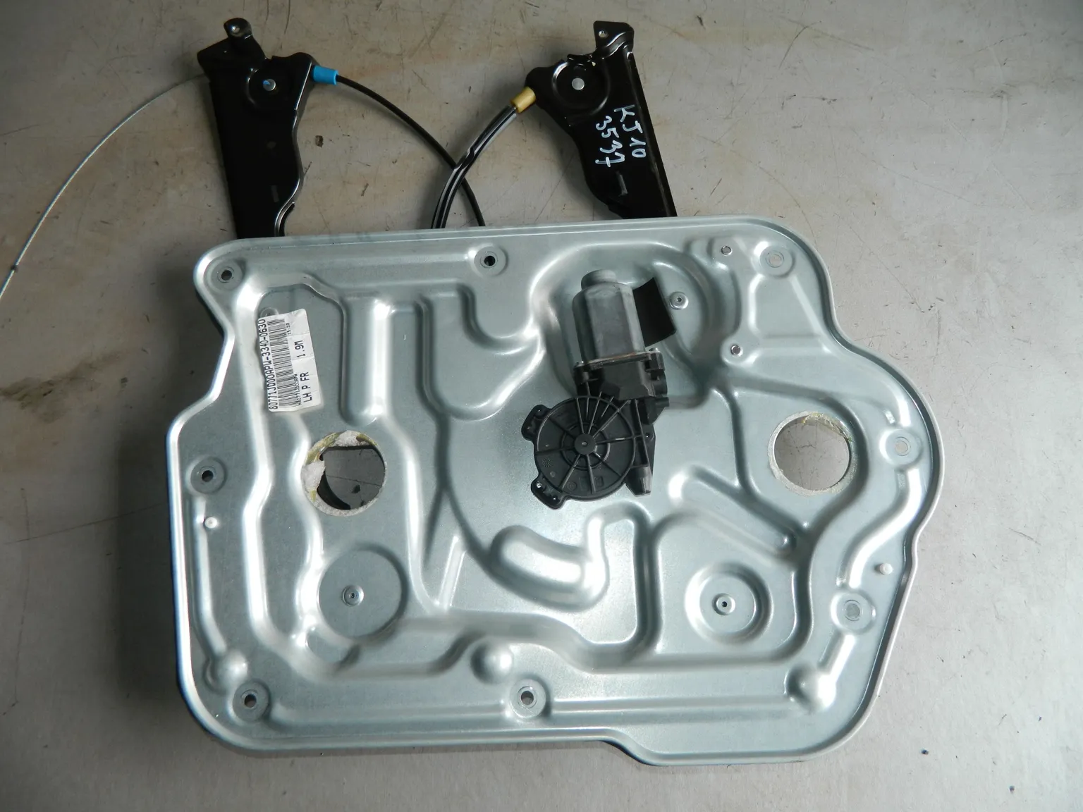 Стеклоподъемник NISSAN DUALIS KJ10 Перед Лев (Контрактный) 2353700047