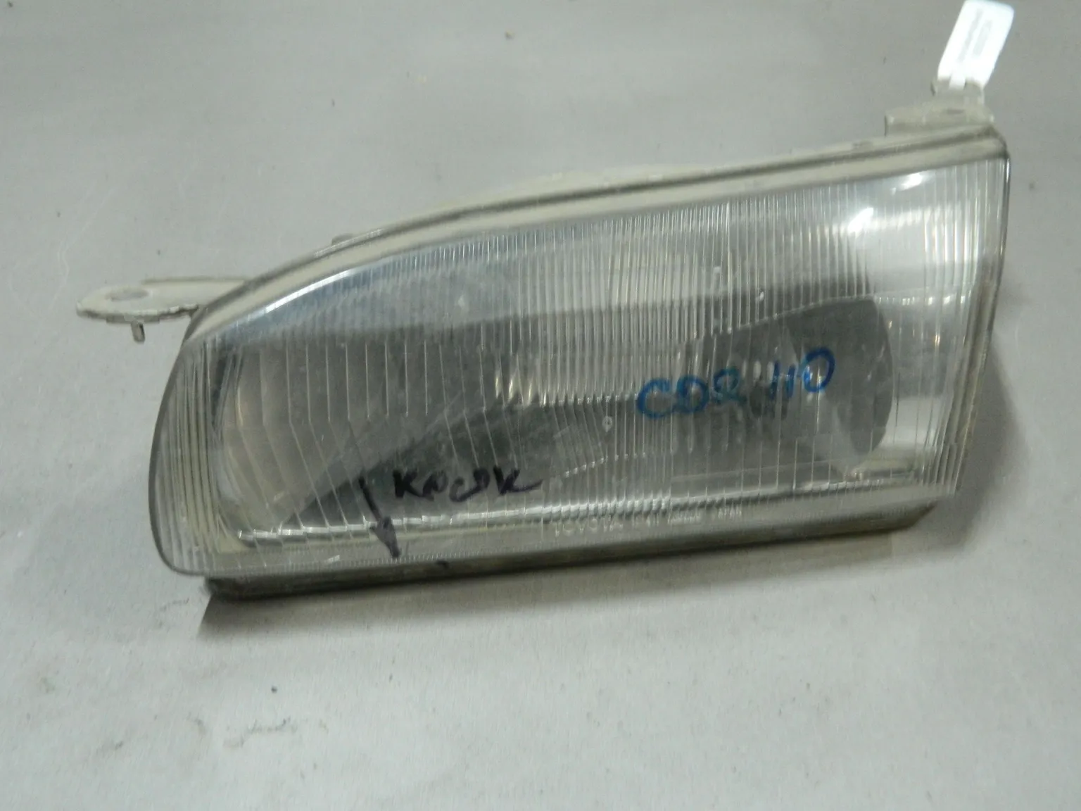 Фара TOYOTA COROLLA AE110 Перед Лев 12411 (Контрактный) 68000734