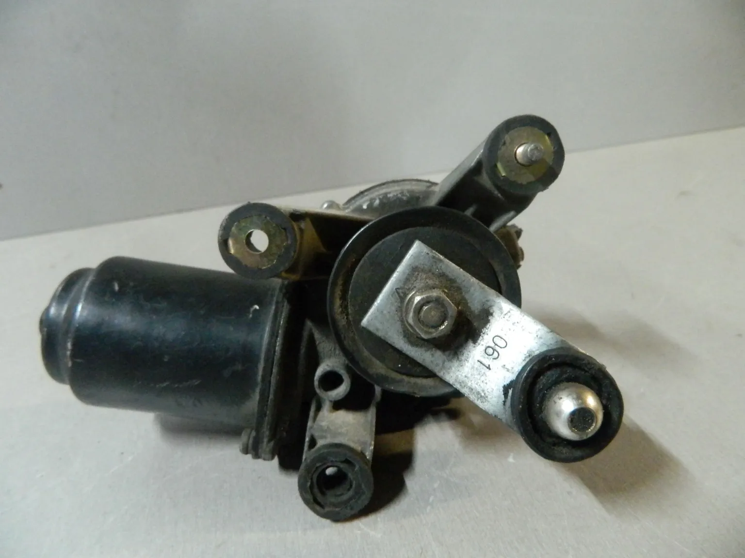 Мотор дворников HONDA HR-V GH1 (Контрактный) 81528670