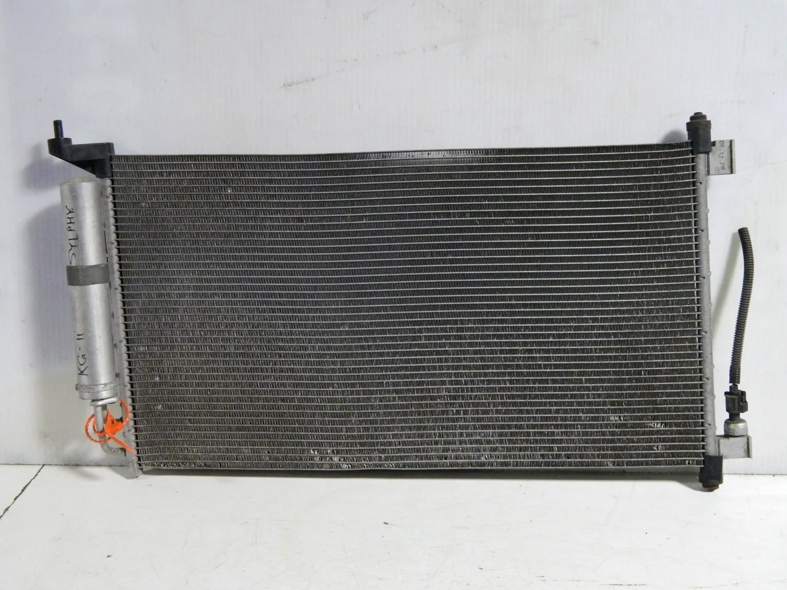 Радиатор кондиционера NISSAN TIIDA C11 (Контрактный) 65243921