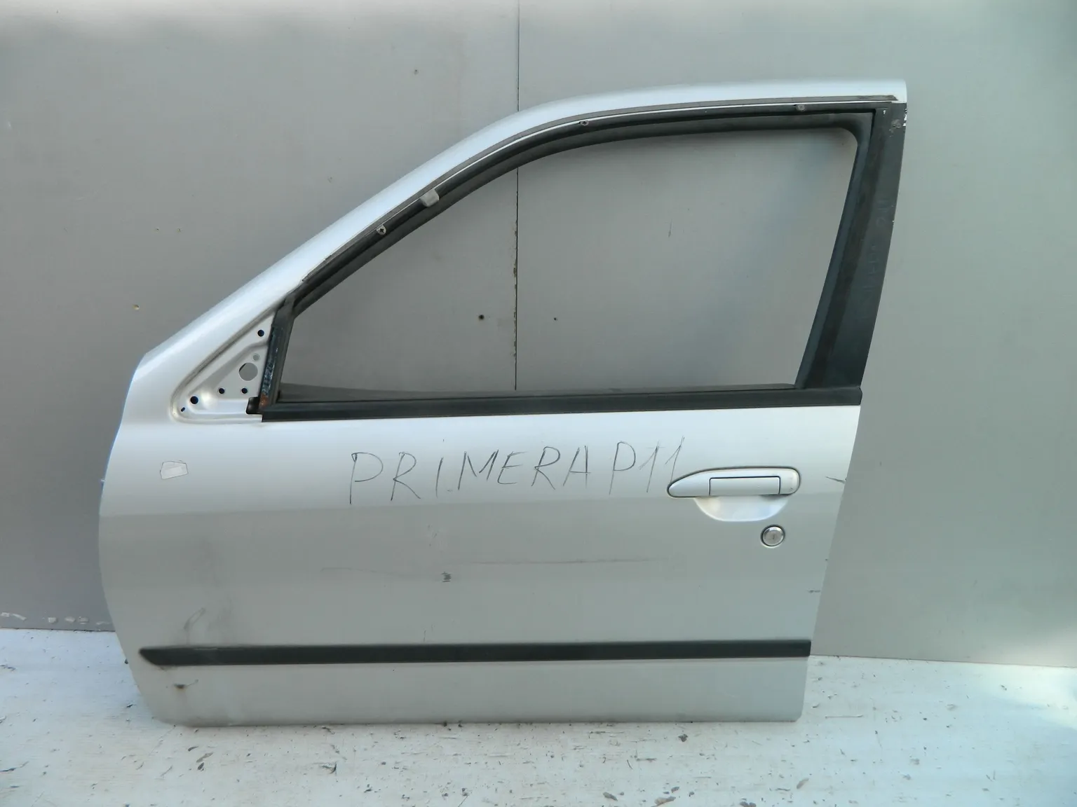 Дверь NISSAN PRIMERA P11 Перед Лев (Контрактный) 40951949 801013J130