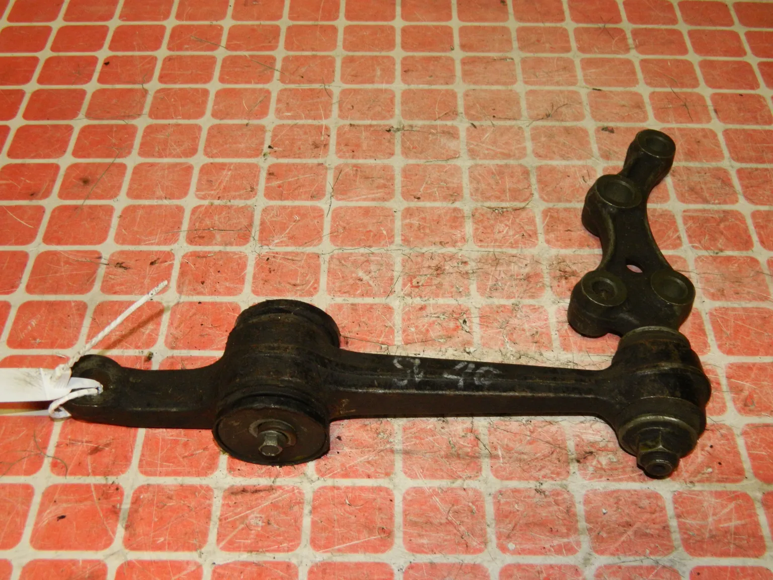 Рычаг подвески TOYOTA CAMRY SV40 Перед Прав (Контрактный) 45984470