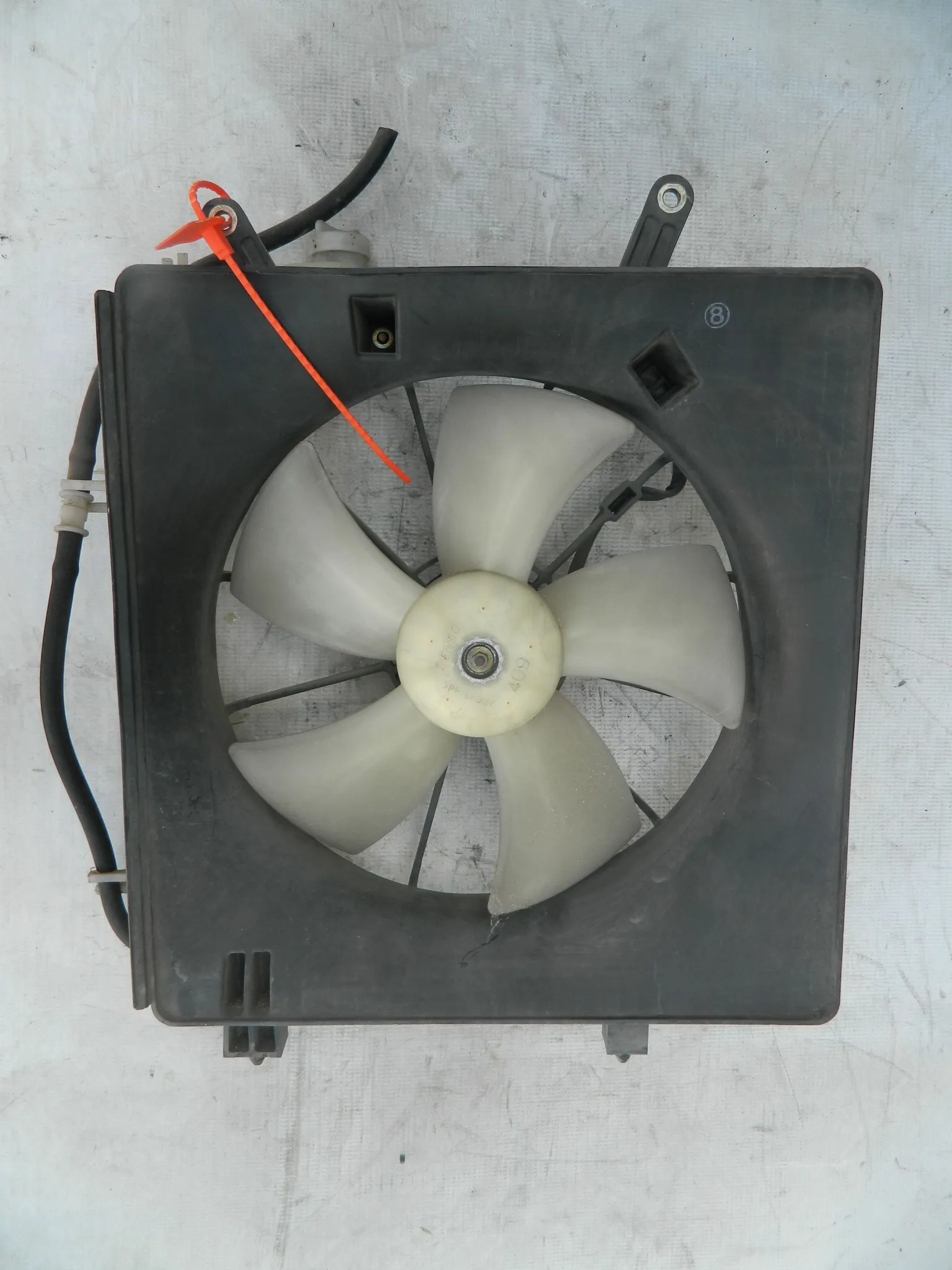 Диффузор радиатора HONDA STREAM RN1 (Контрактный) 72355094