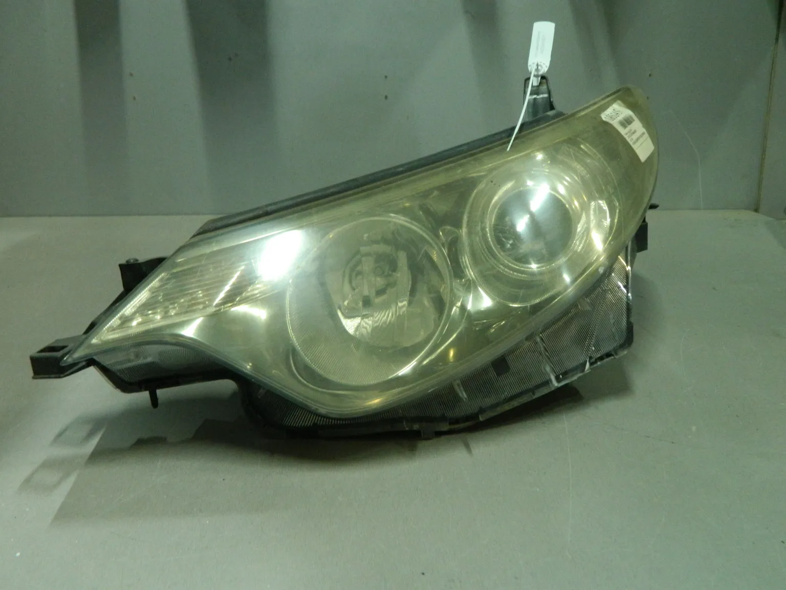 Фара TOYOTA ESTIMA ACR50 Перед Лев 28192 (Контрактный) 03344621