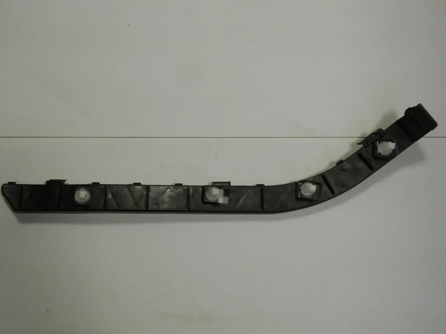 Кронштейн бампера JORDEN JH02ACT11027R HYUNDAI SOLARIS седан /ACCENT 10-17 4D Задн Прав