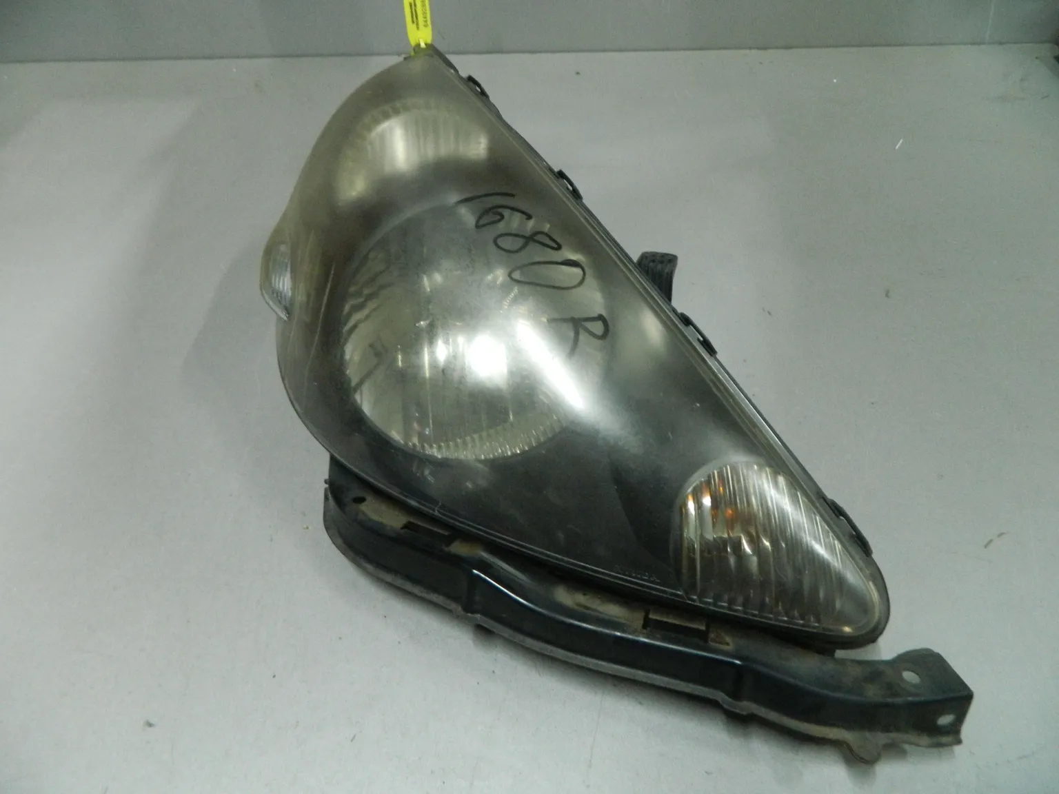 Фара HONDA FIT GD1 Перед Прав 1680 (Контрактный) 64492889